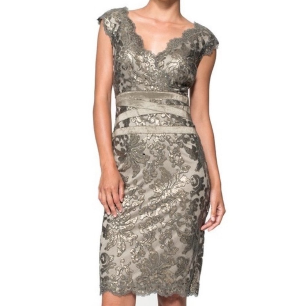 Tadashi Shoji Lace Sleeveless Dress